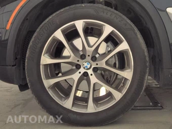2025 BMW X5 xDrive40i – miniatura 9