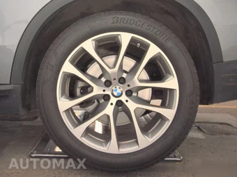 2025 BMW X5 xDrive40i – miniatura 12