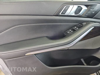 2025 BMW X5 xDrive40i – miniatura 15