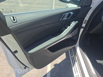2025 BMW X5 xDrive40i – miniatura 9