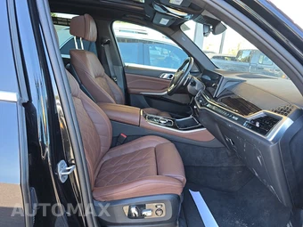 2025 BMW X5 xDrive40i - miniatura 8