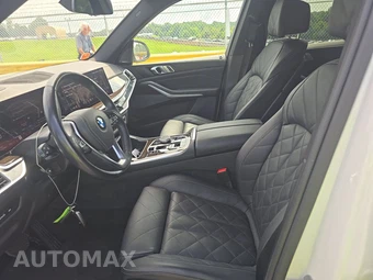 2025 BMW X5 xDrive40i - miniatura 13