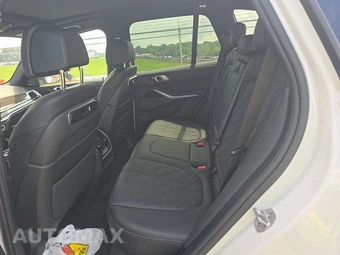 2025 BMW X5 xDrive40i - miniatura 19