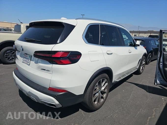 2025 BMW X5 xDrive40i - miniatura 4