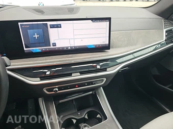 2025 BMW X5 xDrive40i - miniatura 17