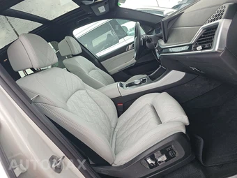 2025 BMW X5 xDrive40i - miniatura 20