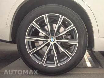 2025 BMW X5 xDrive40i M SPORT LINE - miniatura 11