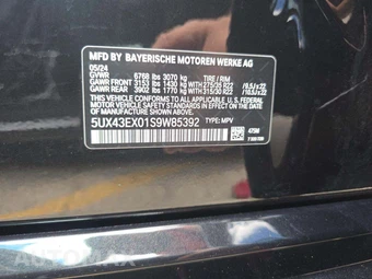 2025 BMW X6 Sports Activity Coupe M60i xDrive – miniatura 5