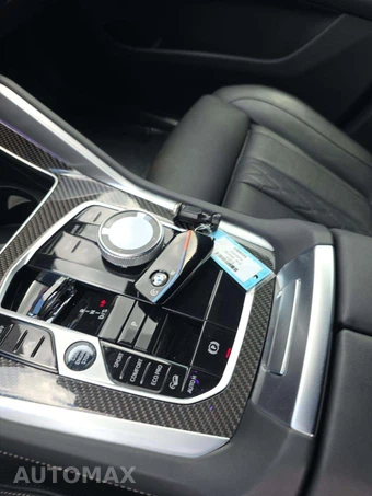 2025 BMW X6 Sports Activity Coupe M60i xDrive – miniatura 8
