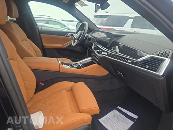 2025 BMW X6 Sports Activity Coupe M60i xDrive - miniatura 8