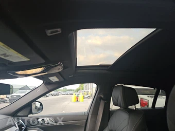 2025 BMW X6 Sports Activity Coupe M60i xDrive – miniatura 18
