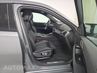 2025 BMW X6 Sports Activity Coupe M60i xDrive – miniatura 8