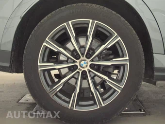 2025 BMW X6 Sports Activity Coupe xDrive40i - miniatura 11