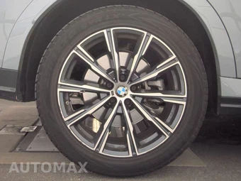 2025 BMW X6 Sports Activity Coupe xDrive40i - miniatura 11