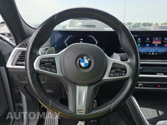 2025 BMW X6 Sports Activity Coupe xDrive40i - miniatura 16