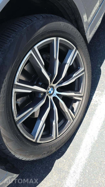 2025 BMW X6 Sports Activity Coupe xDrive40i - miniatura 20