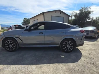 2025 BMW X6 Sports Activity Coupe xDrive40i - miniatura 3