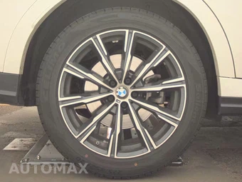 2025 BMW X6 Sports Activity Coupe xDrive40i - miniatura 11