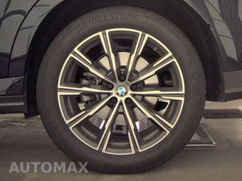 2025 BMW X6 Sports Activity Coupe xDrive40i - miniatura 12