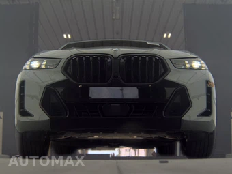 2025 BMW X6 Sports Activity Coupe xDrive40i - miniatura 3