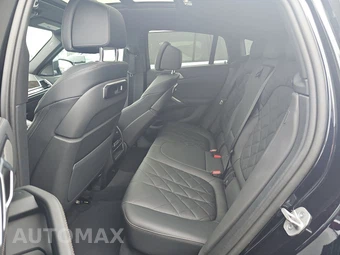 2025 BMW X6 Sports Activity Coupe xDrive40i - miniatura 13
