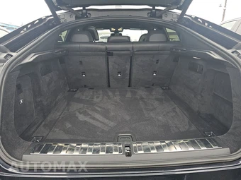 2025 BMW X6 Sports Activity Coupe xDrive40i - miniatura 17