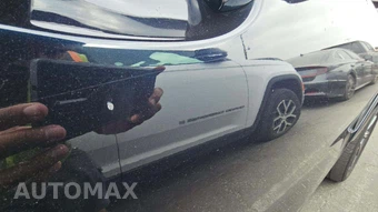 2025 BMW X6 Sports Activity Coupe xDrive40i - miniatura 32