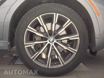 2025 BMW X6 Sports Activity Coupe xDrive40i - miniatura 10