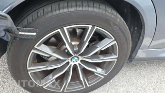 2025 BMW X6 Sports Activity Coupe xDrive40i - miniatura 32