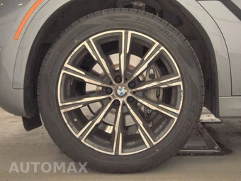 2025 BMW X6 Sports Activity Coupe xDrive40i - miniatura 9
