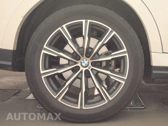 2025 BMW X6 Sports Activity Coupe xDrive40i - miniatura 11