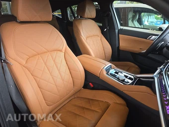 2025 BMW X6 Sports Activity Coupe xDrive40i - miniatura 8