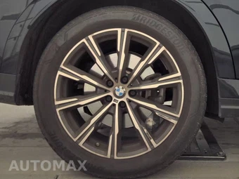 2025 BMW X6 Sports Activity Coupe xDrive40i - miniatura 11