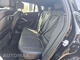 2025 BMW X6 Sports Activity Coupe xDrive40i - miniatura 14