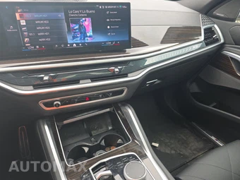 2025 BMW X6 Sports Activity Coupe xDrive40i - miniatura 17