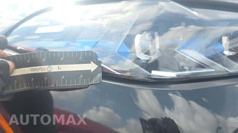 2025 BMW X6 Sports Activity Coupe xDrive40i - miniatura 30