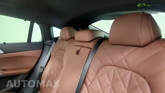 2025 BMW X6 Sports Activity Coupe xDrive40i – miniatura 45