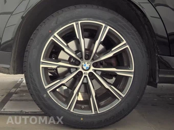 2025 BMW X6 Sports Activity Coupe xDrive40i - miniatura 11