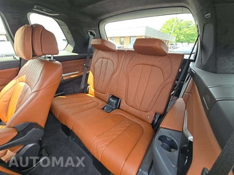 2025 BMW X7 ALPINA XB7 - miniatura 11