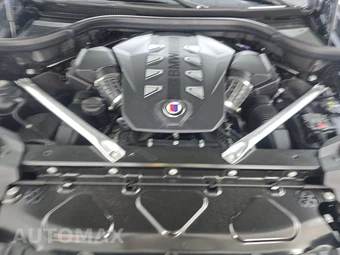 2025 BMW X7 ALPINA XB7 - miniatura 16