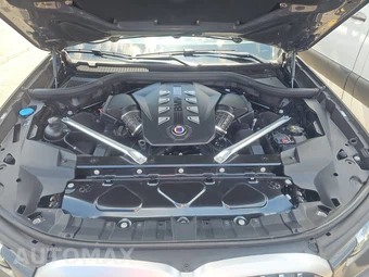 2025 BMW X7 ALPINA XB7 - miniatura 16