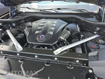 2025 BMW X7 ALPINA XB7 - miniatura 15