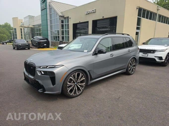 2025 BMW X7 M60i