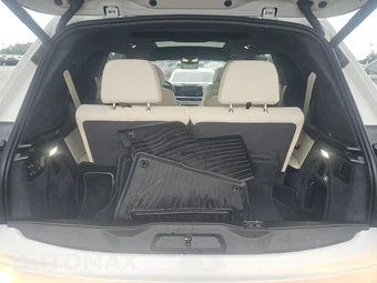 2025 BMW X7 M60i – miniatura 17