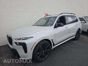 2025 BMW X7 M60i