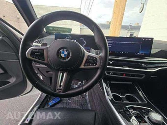 2025 BMW X7 M60i – miniatura 10