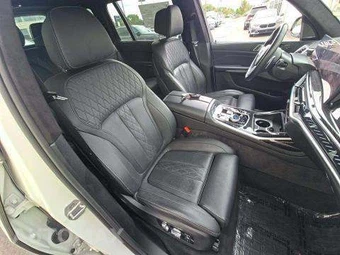 2025 BMW X7 M60i – miniatura 19