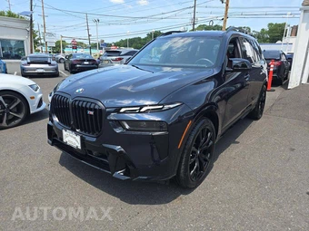 2025 BMW X7 M60i