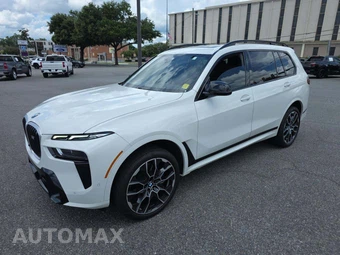2025 BMW X7 M60i