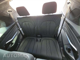2025 BMW X7 M60i – miniatura 14